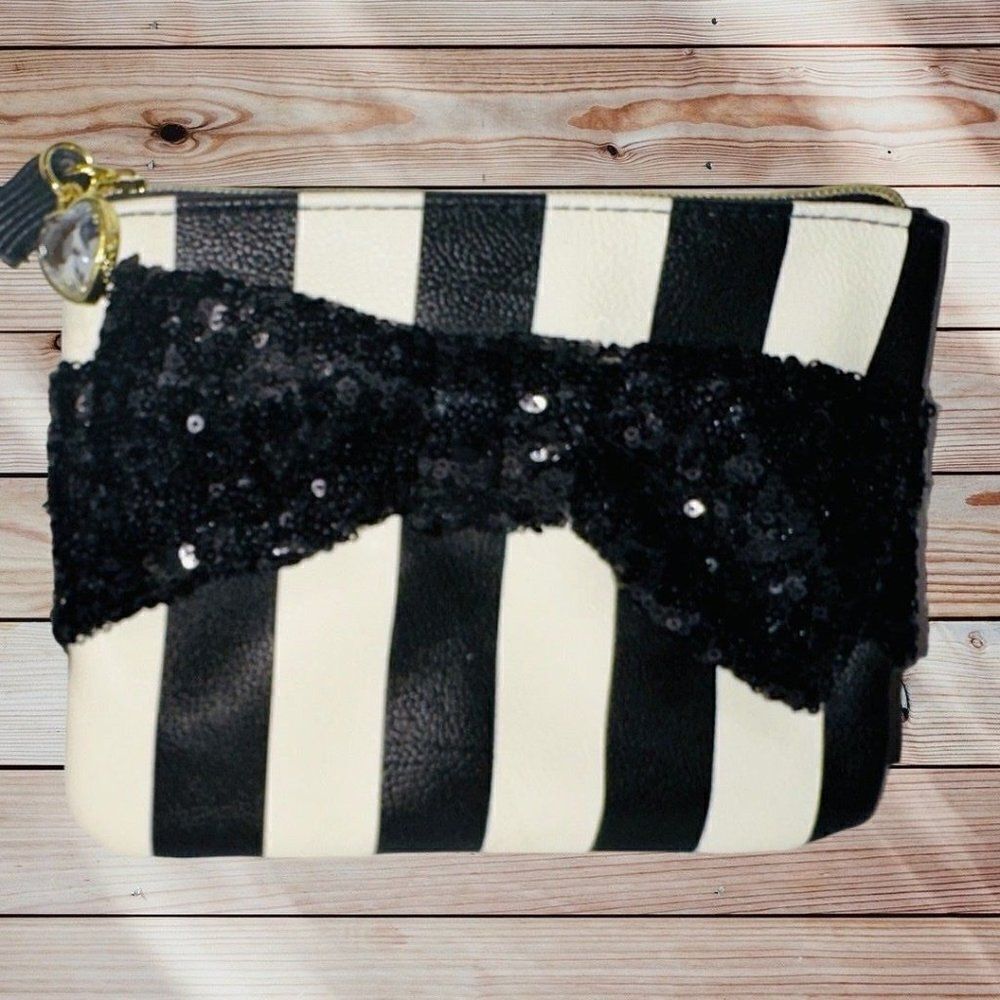 Betsy Johnson Black White Stripe Sequins Wristlet